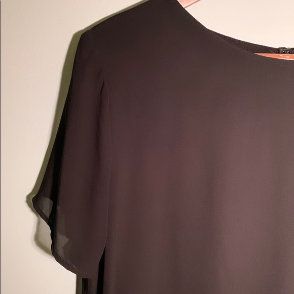 Vince Camuto chiffon overlay high-low blouse - Picture 3 of 6